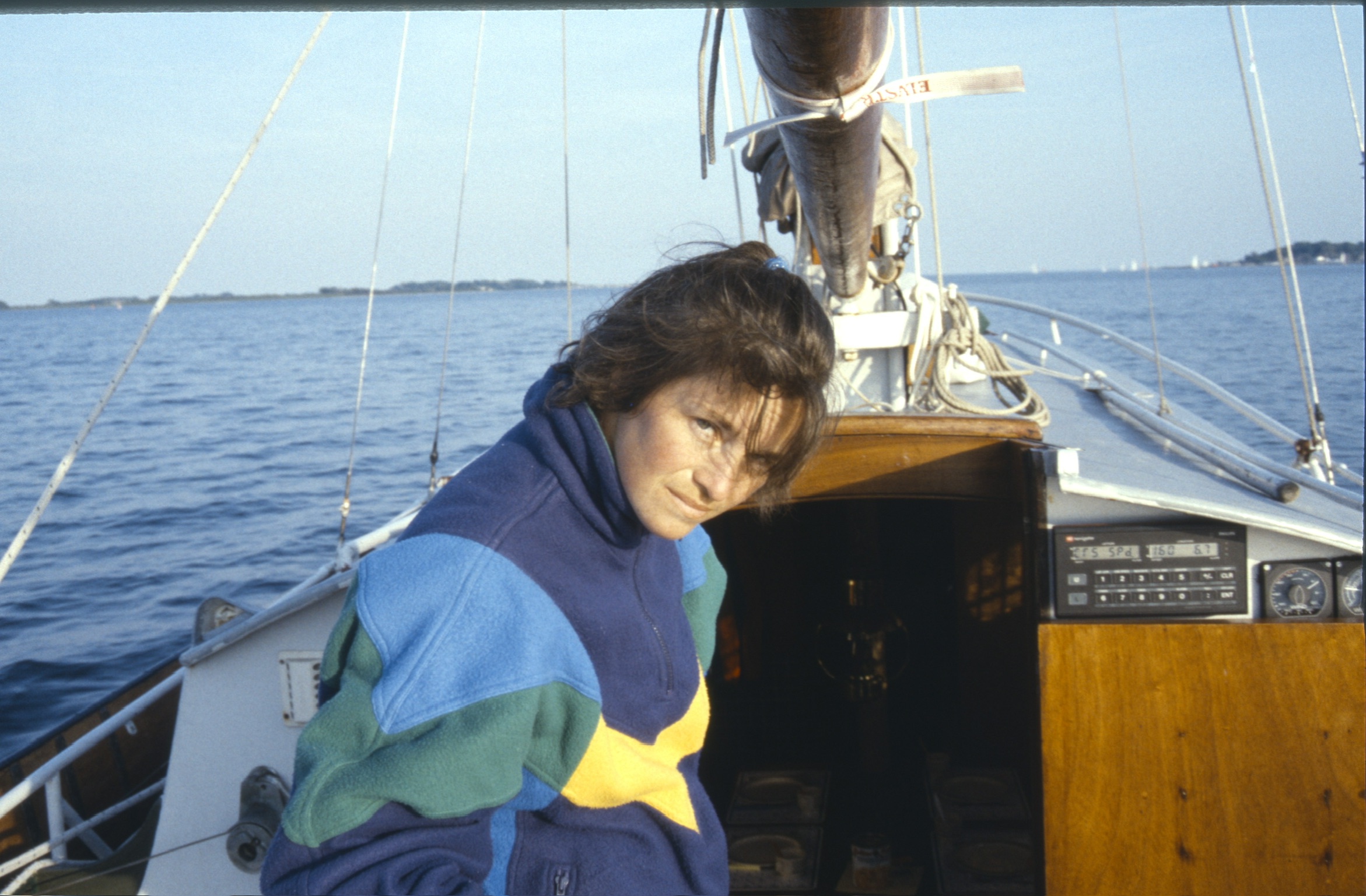 27C50A26 C4DA 4738 BBEC 8DA4974F2F712020 02 08 1015