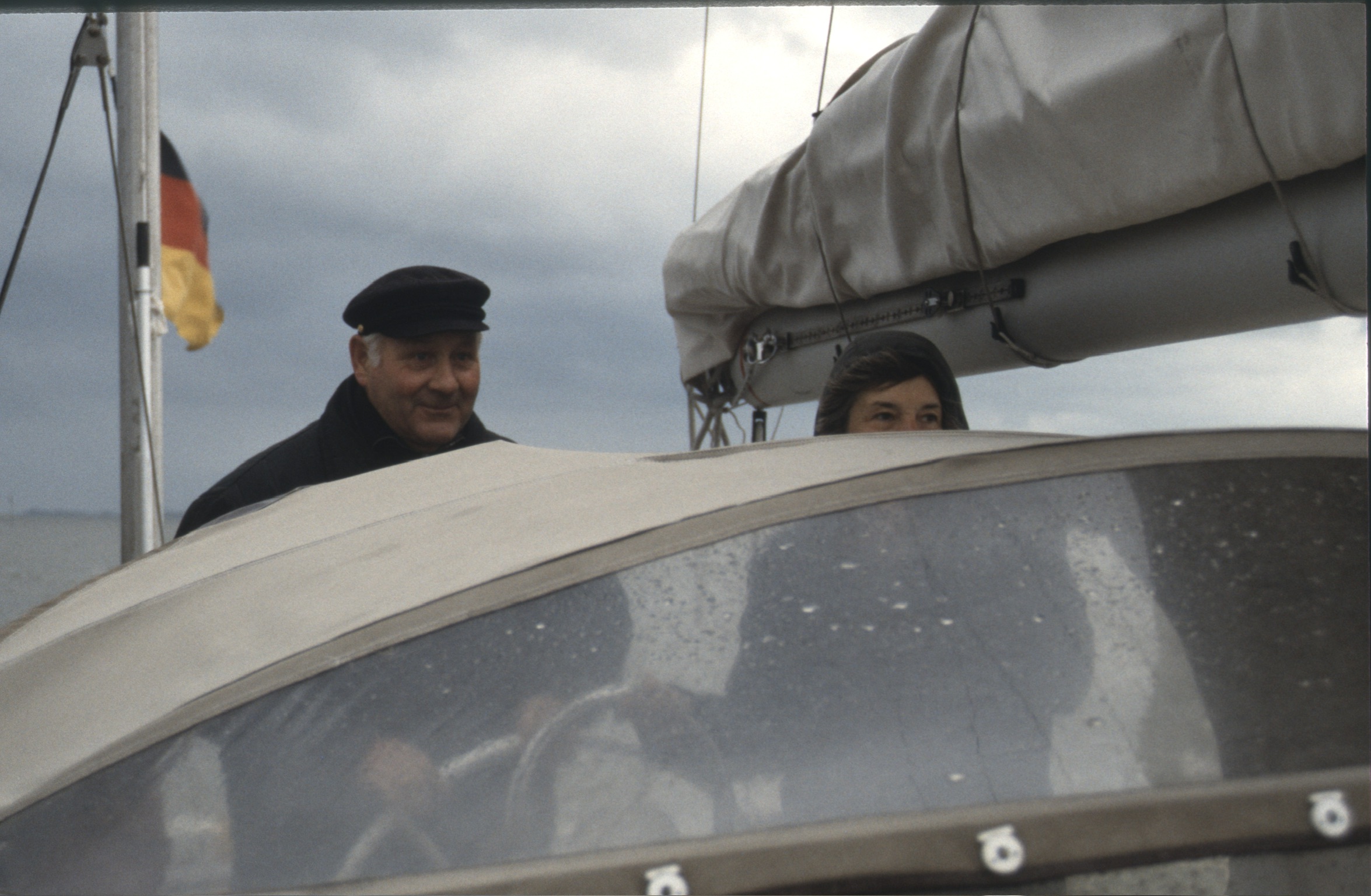 4A26EFEE 5C78 4B8A 8E06 27BA0EBEC7182020 02 06 0036