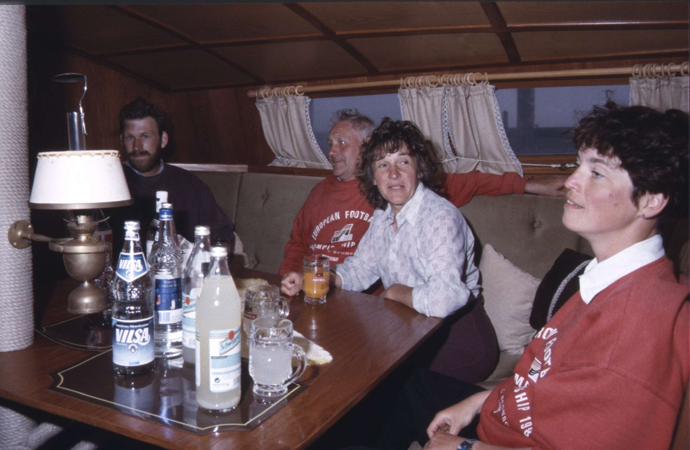 627EF221 E8EB 49A4 87F1 FB393B2B9F472020 02 06 0004