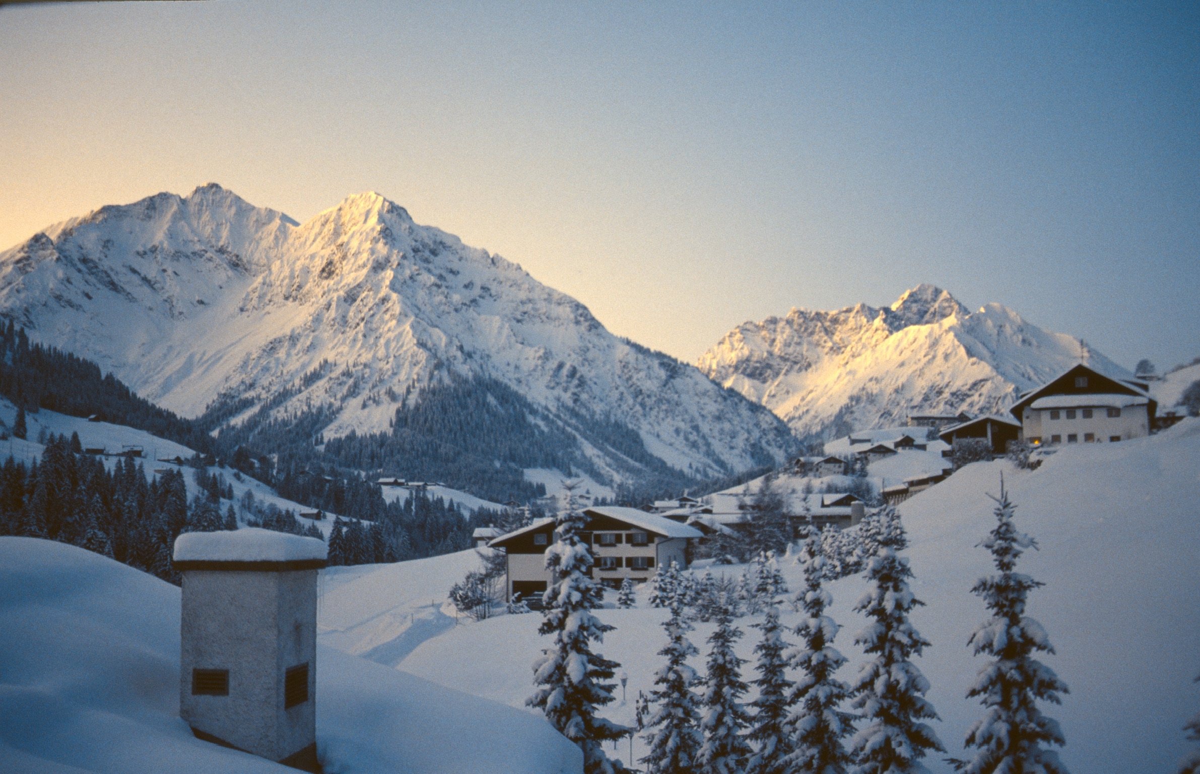 BCE12A48 B9F1 47CD 9189 2273346AC71B2020 03 06 0018