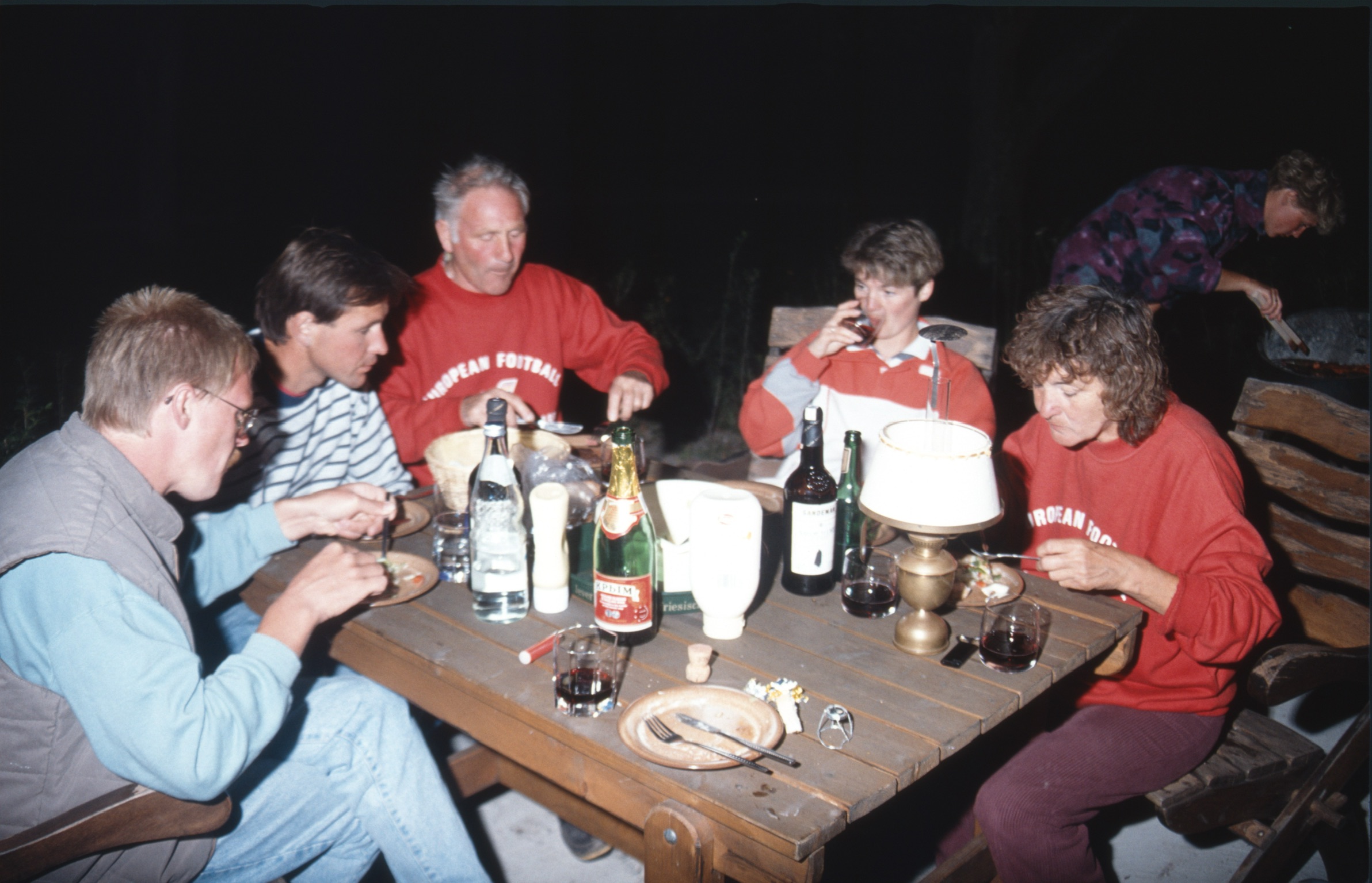 C490B2F5 CCFF 4780 8887 F2F43E4DFF4A2020 02 09 0022